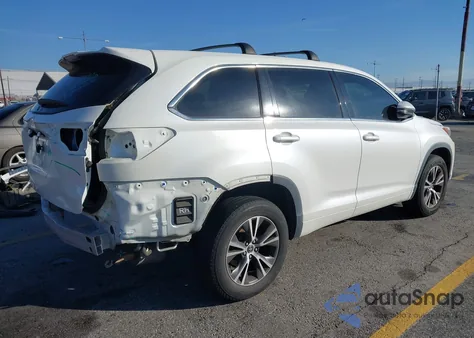 2017 Toyota Highlander Le from USA, damaged, VIN 5TDZARFHXHS031187